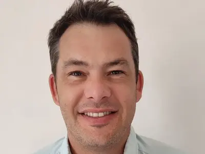 Learn French online with Anthony Lucas